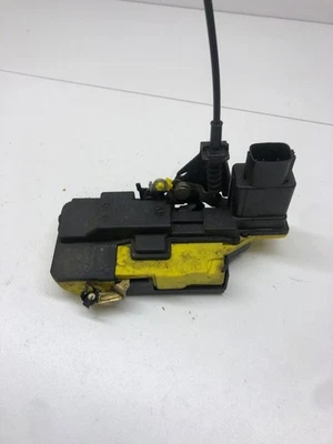 Volvo V70 2006 Rear right rear door lock DRA78567 LHD Foto 1 de 4