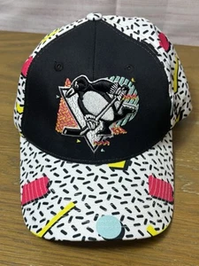 Zephyr NHL Pittsburgh Penguins RARO “Poptart” Curvo Bill ADJ Sombrero Colorido Años 90 - Imagen 1 de 10