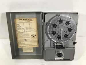 NEW Tork TW120 7-Day Calendar Dial Time Switch W/ Manual Control; 30 A, 240 VAC - Picture 1 of 4