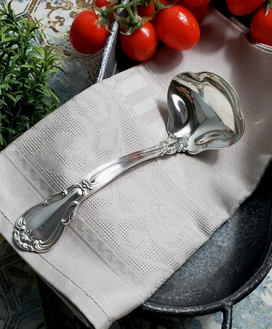 GORHAM CHANTILLY Sterling Silver Flatware Soup Ladle Gravy Sauce Serving Punch Cover
