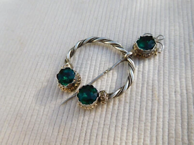 FIBULE ANCIENNE VINTAGE ARGENT MASSIF VERRE VERT TRESSE 7.75 GRS VERMEIL b742 - Photo 1/4