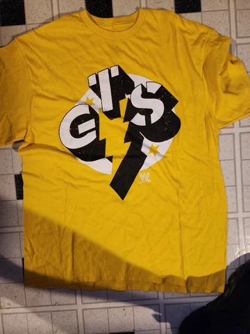 WWE CM Punk GTS Best In The World T Shirt 2011 Wrestling Yellow Size Large AEW Cover