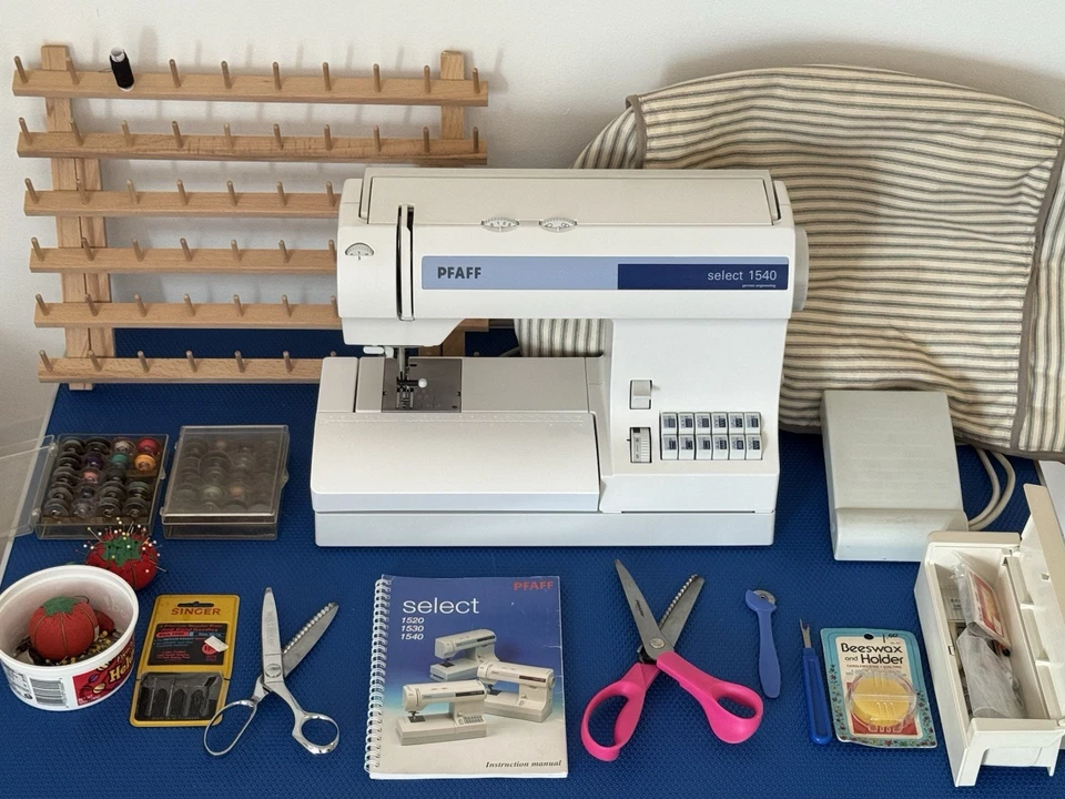 Pfaff Select 1540 W/ IDT Foot Pedal Sew Quilt Embroidery Accessories Low Hours!! - Image 1 of 4