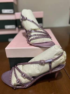 Sandalias de tacón alto Kate Spade Makenna adornadas con cristal rosa - varias tallas Foto 1 de 4