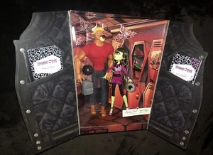 SDCC 2014 MONSTER HIGH MANNY TAUR IRIS CLOPS PAQUETE DE 2 MUÑECAS Y MINI CHAQUETA ¡RARO! - Imagen 1 de 12