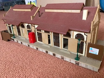 VOLLMER  5715 Goods Shed  2-sided, Goederenloads, Remise de Marchandises HO/OO - Image 1 of 4