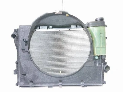 BMW 5 Series 1998 E-DD25 Radiator [Used] [PA64347740] - Image 1 of 4