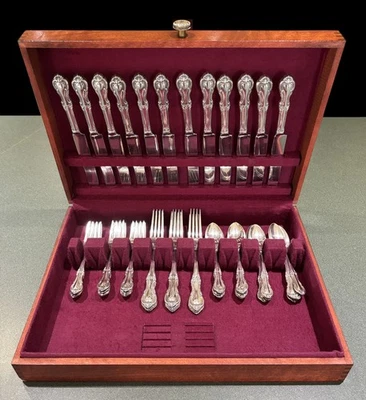 Cubiertos de plata de ley de Juana de Arco Internacional, 52 piezas, 12 ajustes de lugar Foto 1 de 4