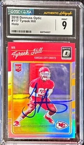 2016 OPTIC SILVER HOLO ROOKIE RC TYREEK HILL AUTO SIGNED CGC 9 JSA  *4657 - Picture 1 of 1