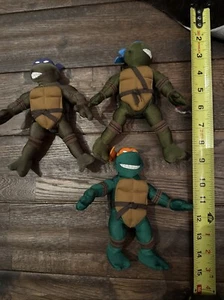Teenage Mutant Ninja Turtles Action Plush Doll - Picture 1 of 3