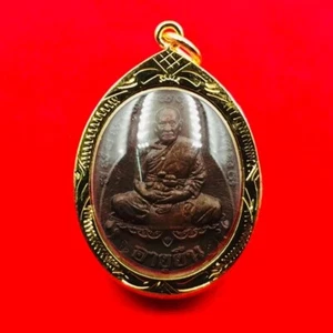 Amuleto Phra LP Pat Colgante Oro Micrones Estuche Talismán Buda Tailandés - Imagen 1 de 4