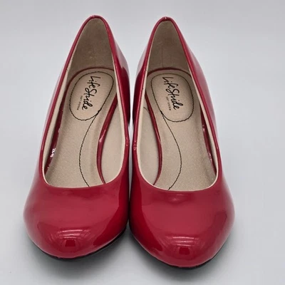 Zapatos de salón LifeStride de charol rojo para mujer de 2,5" talla 9,5N Foto 1 de 4