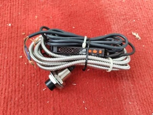 P:MP12 OMRON E2C-EM07M-S , E2C intelligent displacement sensor - Picture 1 of 5