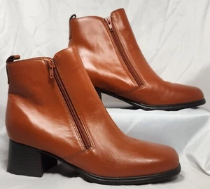 A. J. Valenci Ankle Boots Brown Leather Round Toe Zip Block Heel Size 10 M - Picture 1 of 16