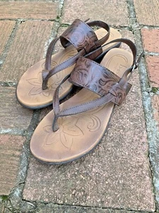 BOC born Concept Slingbacks Faux Leather Paisley Sandals UNIQUE Sz 10 ❤️sj17j20 - Picture 1 of 9