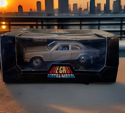 🆕Burago✨1/22 Scale✨Diecast ✨3001✨1980 Rolls Royce Carmargue✨Silver✨RARE Box - Image 1 of 4