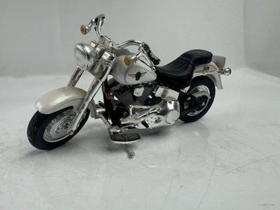 Maisto Harley Davidson Fatboy 1:18 Modelo Motocicleta Blanco/Plateado, Suelto Foto 1 de 4