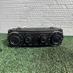 06-07 MERCEDES-BENZ C CLASS/ C230/C280/C350/ TEMPERATURE/ CLIMATE/ CONTROLS.OEM - Picture 1 of 5