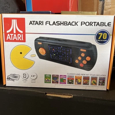 Consola portátil para jugadores de juegos Atari Flashback 70 juegos precargados NUEVO Foto 1 de 4