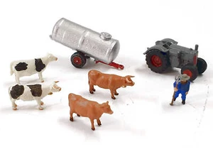 Z 1:220 escala figuras Iberplace 10003 Tractor vacas modelismo - Picture 1 of 12