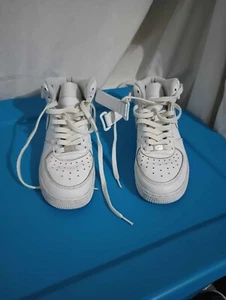 Nike Air Force 1 Mid LE GS Triple White Size 6.5Y/8W DH2933-111 (PSLV7) - Picture 1 of 10