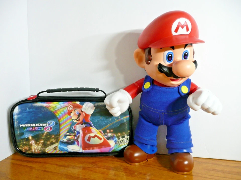 Nintendo It's Me Super Mario 12" pulgadas Talking Mario con Mario Kart 8 Deluxe ¡Bonito! Foto 1 de 4