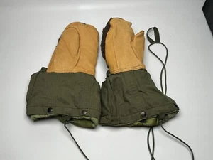 USGI Extreme Cold Weather Mitten Set OD Green Medium - Picture 1 of 3