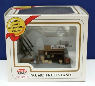 Model Power 682 HO Mickey's Fruit Stand Factory Built Up Lighted w/ Figures - Image 1 of 4