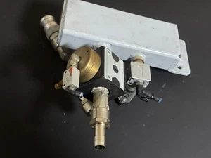 Gruppe Verteiler Camozzi RFU 48-1/8 Wasserabscheider Pneumatik Druckluft Festo - Picture 1 of 1