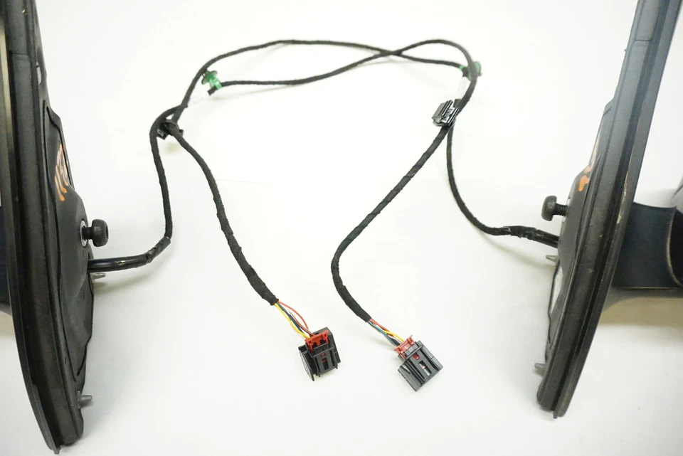 Комплект в сборе дверного зеркала 2010 - 2014 Volkswagen GTI слева справа - Изображение 1 из 4