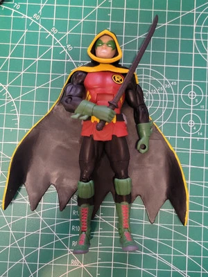 **Near-complete!**Mattel DC Comics Multiverse Damian Wayne Robin 6" Action Fig - Image 1 of 2