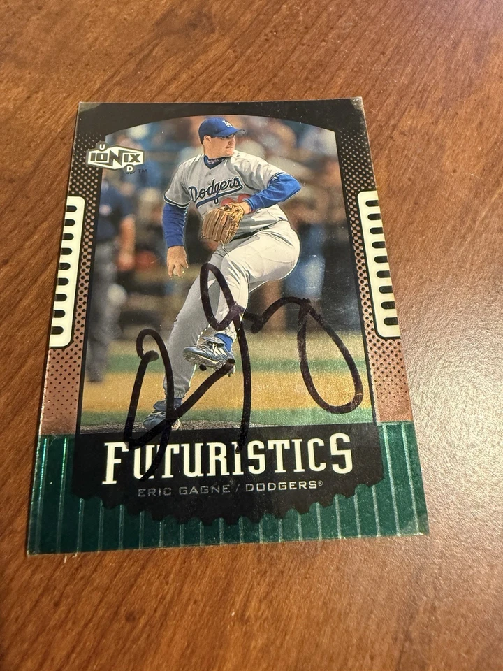 Upper Deck Ionix Futuristics Eric Gagne RC 2000 (Dodgers) #67 firmado Foto 1 de 2