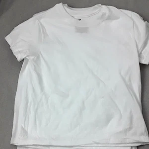Lot of 5 Hanes Boy's T-shirts Size Small White Tagless Undershirt Short Sleeve - Picture 1 of 3