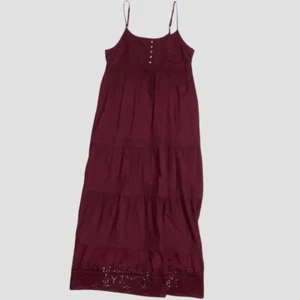 Motherhood Maternity Dress Size M Maroon Maxi Sundress Tiered Eyelet Boho - Picture 1 of 7