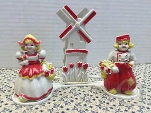 *Vintage*Regaline*Dutch Salt & Pepper Shakers-Windmill Napkin Holder-SET #15310o - Picture 1 of 3