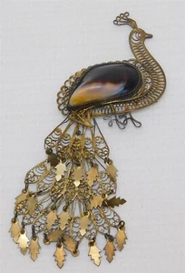 Vtg Peacock Brooch Articulated Feathers Filigree Cultured Mabe Pearl Body 3.75" - Picture 1 of 4