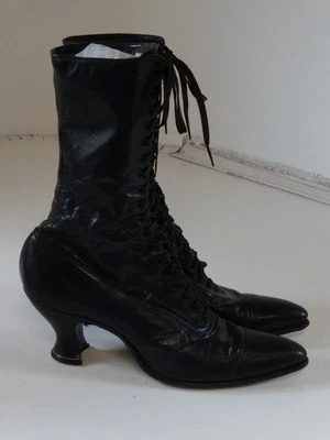 antique dorothy dodd victorian style boots brown bench grade sze 7 narrow womens - Image 1 of 4