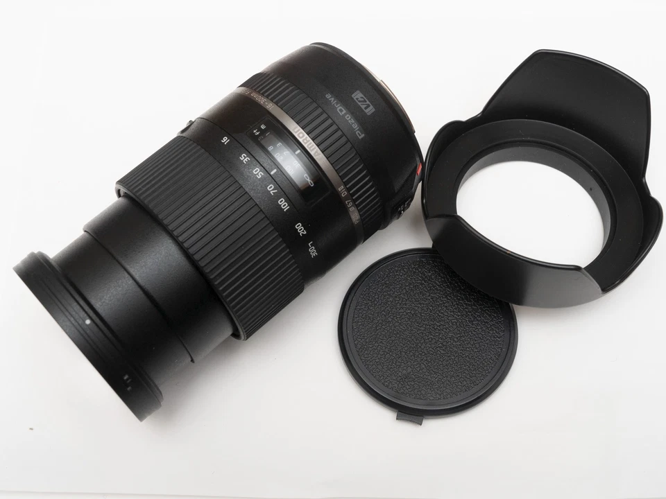 DEFECTIVE Tamron Di II B016 16300mm f3563  VC PZD Macro Zoom Lens for Ca G3D - Image 1 of 4