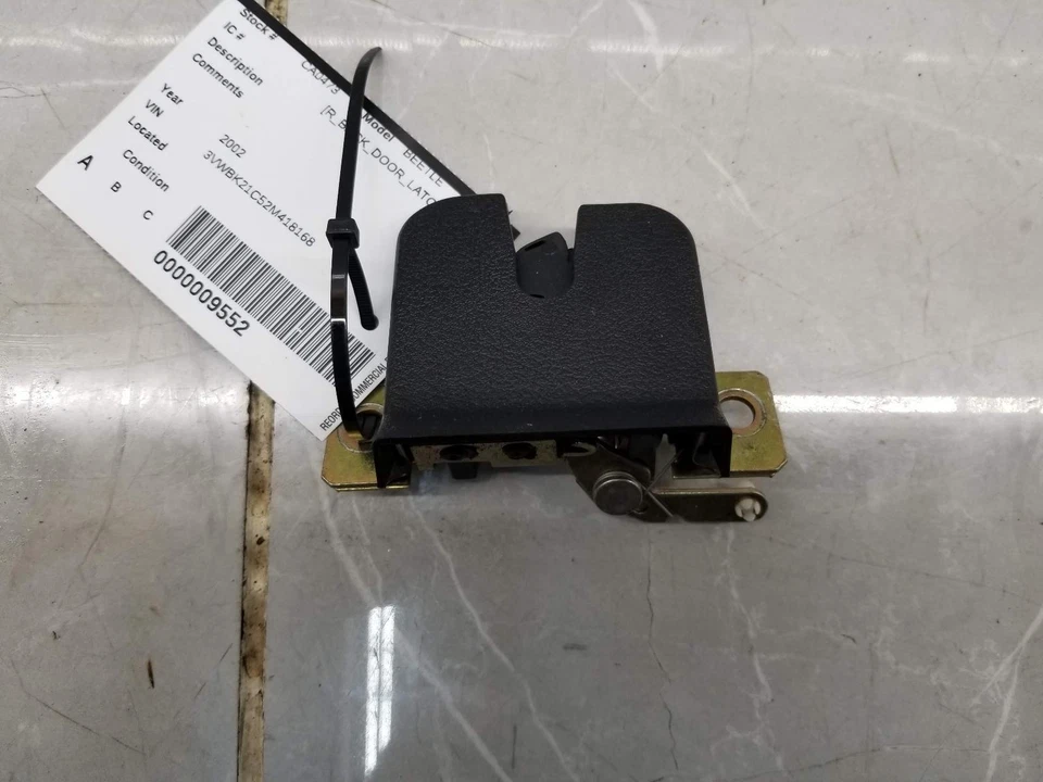 Volkswagen Beetle 2002 actuador de cierre de bloqueo de maletero trasero #009552 Foto 1 de 4