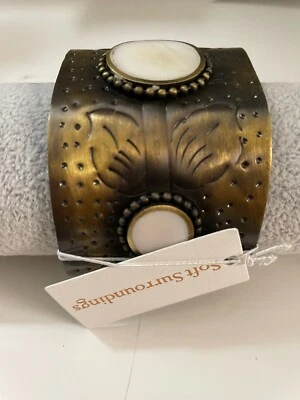 Soft Surroundings Mother of Pearl Gold Tone Bracelet cuff style all occasion gif - Image 1 of 4