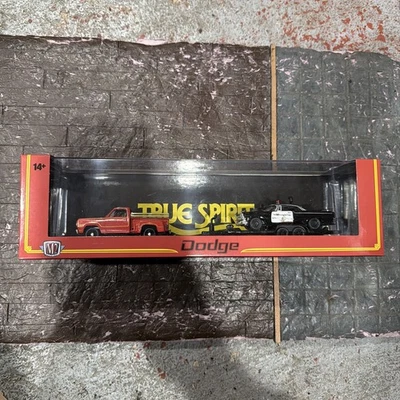 M2 Machines 1978 Dodge True Spirit y 1957 Dodge Coronet Police D500 camiones automáticos Foto 1 de 4