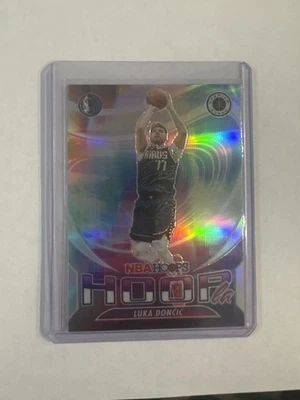 Luka Doncic #7 2023 Panini Hoops Premium Stock Hoopla - Bild 1 von 2