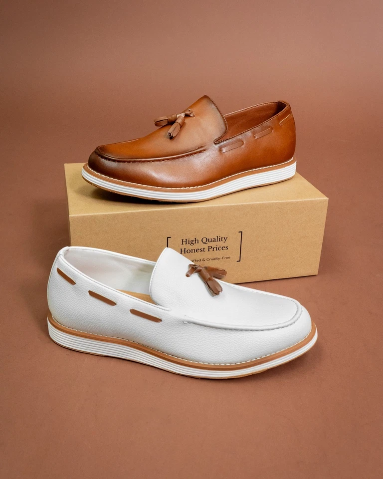 Mocasín Ferro Aldo DELBERT para hombre en relieve con acento de borla Foto 1 de 2