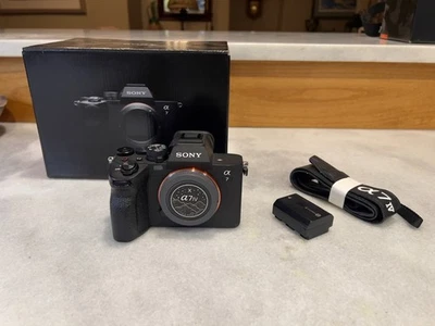 Sony Alpha A7 IV 4K 33MP Full-Frame Mirrorless Camera (ILCE-7M4) - Image 1 of 4