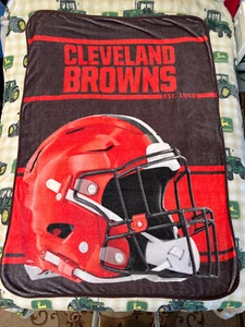 RARE Version Cleveland Browns Fleece Throw Blanket ~ Northwest Brand ~ 44" x 62" - Picture 1 of 7