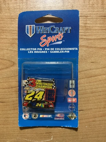 2001 Wincraft Officially Licensed #24 Jeff Gordon Key Ring Cover