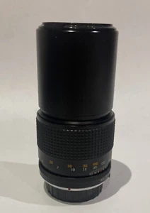 Toyo Optics Telephoto 80-200mm F/4.5 multi-coated auto zoom for Minolta-MD - Picture 1 of 7