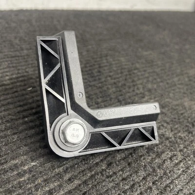 11-17 宝马 X3 F25 X4 F26 Z4 E89 F10 F25 F26 电池夹支架支架 7586426 — 第 1/4 张图片