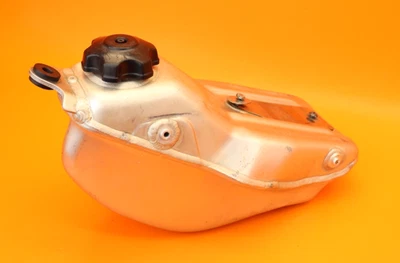 2013 - 2017 Suzuki RM-Z450 RMZ450 Gas Tank Fuel Tank 44110-28H20 - Image 1 of 4