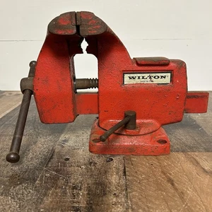 Vintage Wilton Bench Vise 5” ganasce-4 1/4” apertura con base girevole - Foto 1 di 23